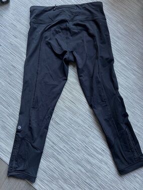 Lululemon Black Inspire Performance Leggings with Textured Panel
